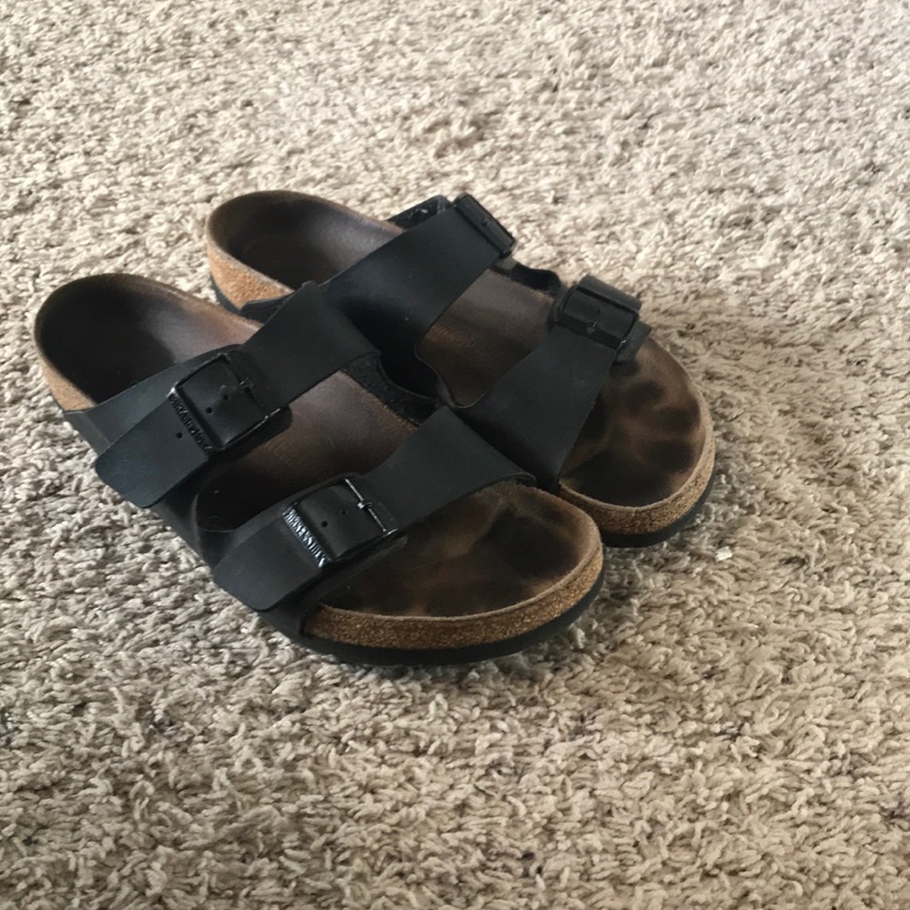 Men’s black Arizona Birkenstock’s size 43